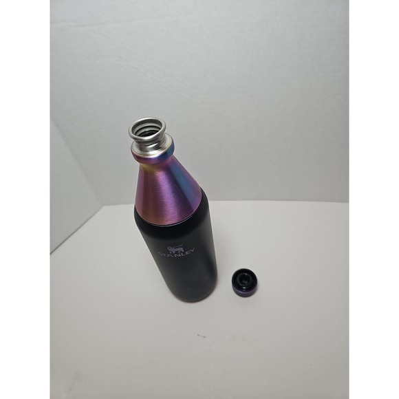 Stanley Black Chroma LIMITED RELEASE 20oz All Day Slim Bottle - Picture 8 of 12